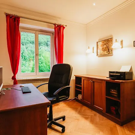 Mit Disco, Whirlpool Und Vielem Mehr