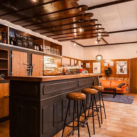 Mit Disco, Whirlpool Und Vielem Mehr * Oed (Lower Austria)