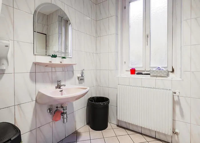 Mit Disco, Whirlpool Und Vielem Mehr *